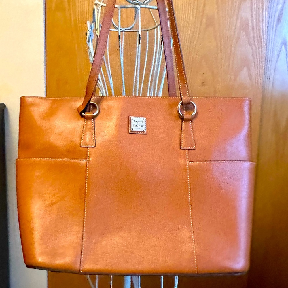 Dooney & Bourke Saffiano Helena Shopper Tote in Camel/Natural